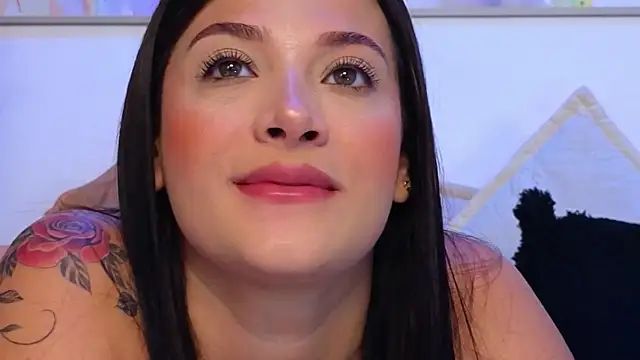 Marianaa Lopezz online show from February 28, 3:15 pm