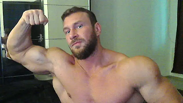 muscularkevin online show from October 27, 2:21 pm
