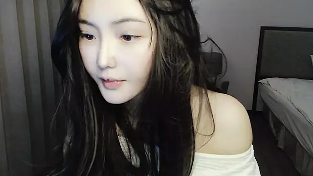 Snapshot of TBgril chatting on February 14, 12:02 pm TBgril online show from February 14, 12:02 pm