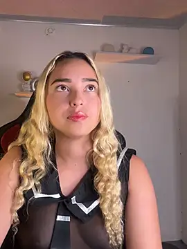 Irisweet  online show from March 7, 5:38 pm