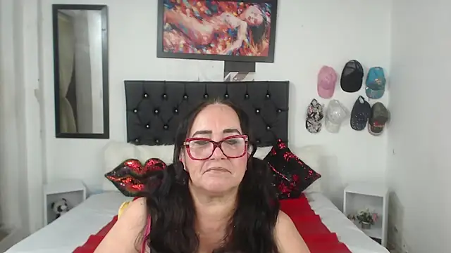 Sweetbigcatt online show from March 15, 2:46 am