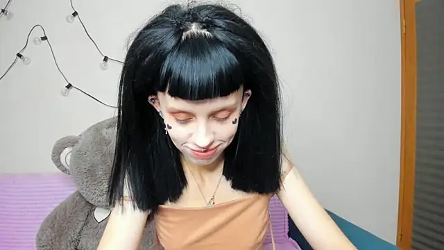 FlowerOfSin2001 online show from September 13, 3:12 pm