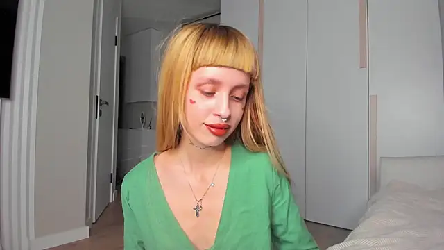 FlowerOfSin2001 online show from April 13, 1:27 pm