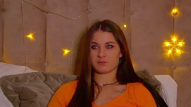 RachelSimpson online show from December 15, 10:15 pm