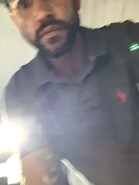 Snapshot of raphadoors19 chatting on October 23, 11:46 pm raphadoors19 online show from October 23, 11:46 pm