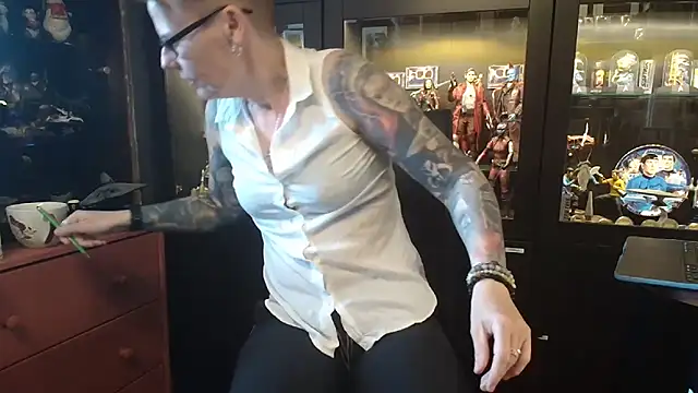 MaryG online show from March 10, 9:03 am