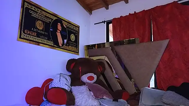 GiselReyes online show from April 20, 6:53 pm