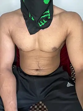 Snapshot of AmHunter04 chatting on March 12, 9:02 am AmHunter04 online show from March 12, 9:02 am