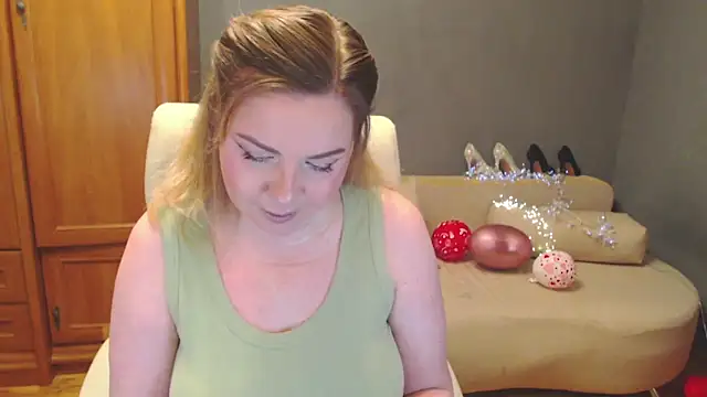 Snapshot of Cute_sun chatting on April 22, 6:53 pm Cute sun online show from April 22, 6:53 pm
