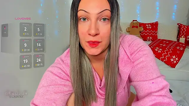 Snapshot of KVerunce chatting on January 1, 9:09 pm KVerunce online show from January 1, 9:09 pm