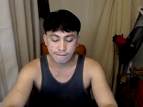Snapshot of princeJayX chatting on May 17, 1:07 pm princeJayX online show from May 17, 1:07 pm