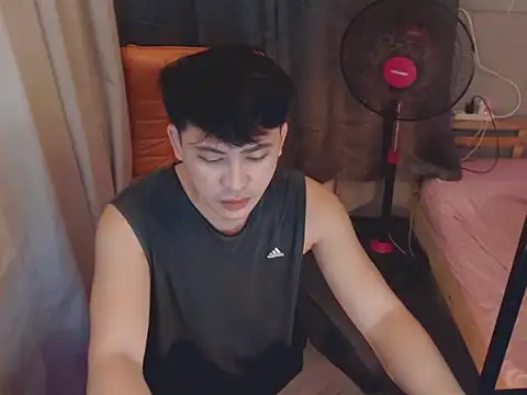 Snapshot of princeJayX chatting on June 5, 12:28 am princeJayX online show from June 5, 12:28 am