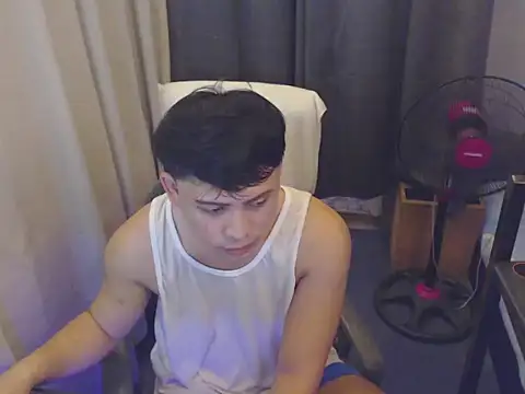 Snapshot of princeJayX chatting on June 11, 2:53 am princeJayX online show from June 11, 2:53 am