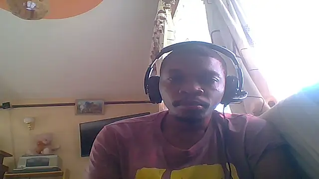 EarthyBull online show from February 8, 1:33 pm