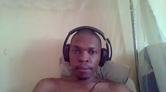 EarthyBull online show from February 23, 11:55 am