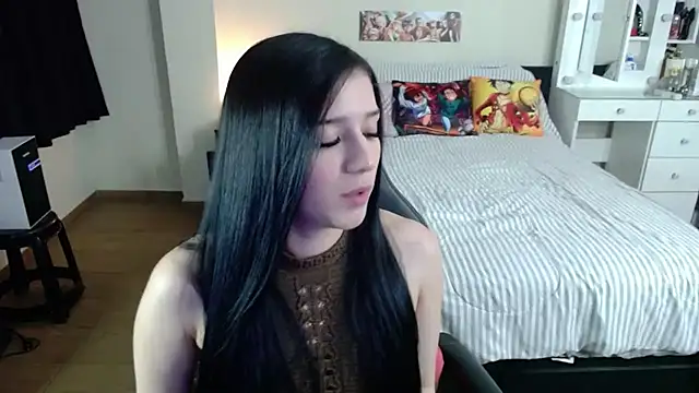 Snapshot of kittykat18x chatting on June 1, 12:45 am kittykat18x online show from June 1, 12:45 am