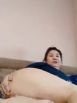 Snapshot of Zulfiya_Bruce chatting on February 7, 1:26 pm Zulfiya Bruce online show from February 7, 1:26 pm