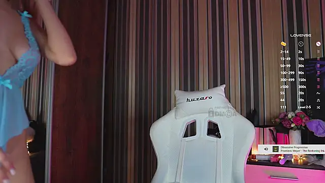 misstics  online show from December 13, 5:43 pm