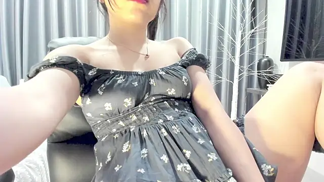 Snapshot of Kya_Choco8 chatting on January 11, 11:13 pm Kya Choco8 online show from January 11, 11:13 pm