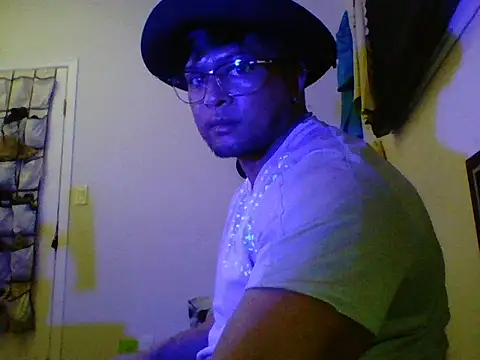 CleanGrey online show from February 18, 10:11 am