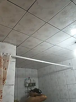 LaInsaciableIntensa online show from February 27, 3:45 pm