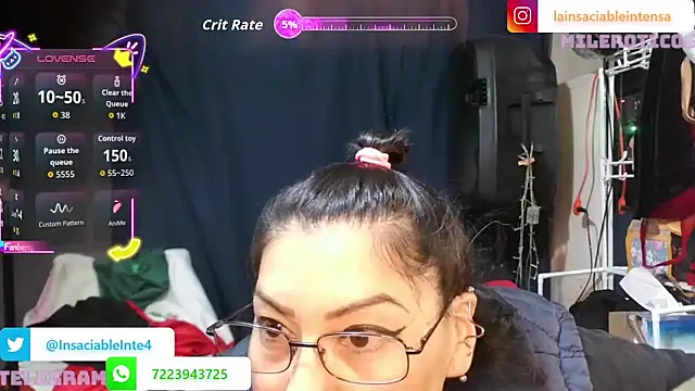 Snapshot of LaInsaciableIntensa chatting on April 24, 12:02 am LaInsaciableIntensa online show from April 24, 12:02 am