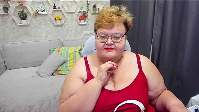  big love  online show from November 23, 8:30 pm