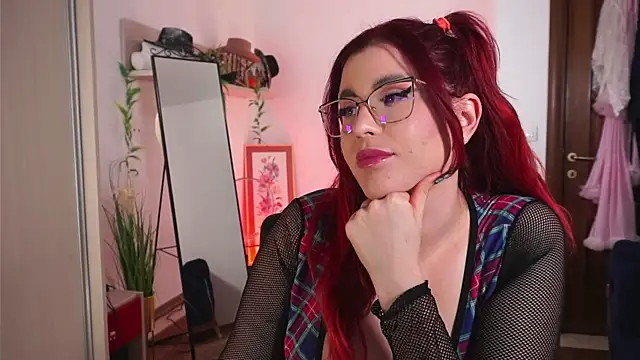 Snapshot of Amaliamour chatting on February 8, 8:31 am Amaliamour online show from February 8, 8:31 am