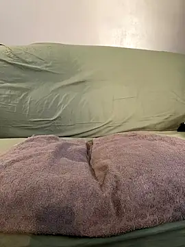 BruceIsHorny  online show from October 8, 4:04 pm