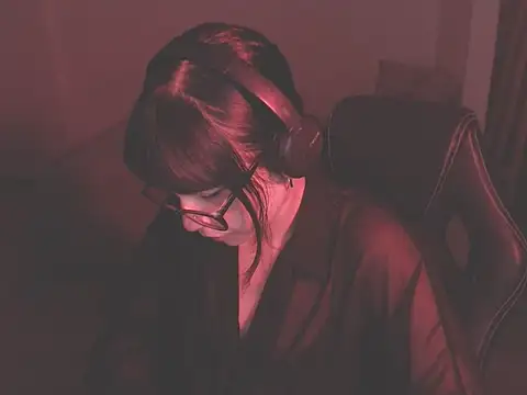 Snapshot of modjo_ chatting on December 11, 2:19 am modjo  online show from December 11, 2:19 am