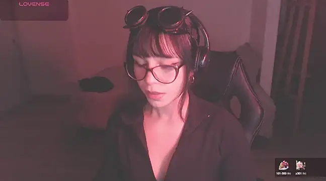 Snapshot of modjo_ chatting on December 20, 4:31 am modjo  online show from December 20, 4:31 am