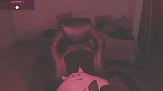 Snapshot of modjo_ chatting on December 29, 6:14 am modjo  online show from December 29, 6:14 am