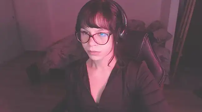 Snapshot of modjo_ chatting on January 11, 11:34 am modjo  online show from January 11, 11:34 am