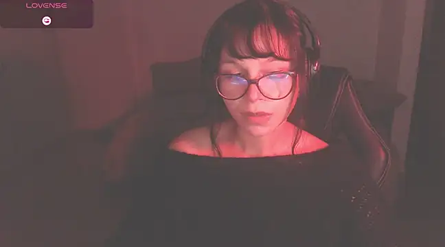 Snapshot of modjo_ chatting on March 20, 3:13 am modjo  online show from March 20, 3:13 am