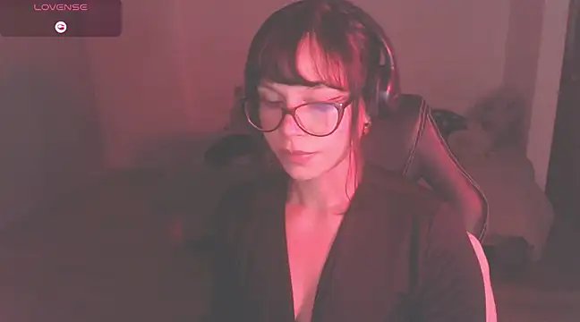 Snapshot of modjo_ chatting on March 22, 4:03 am modjo  online show from March 22, 4:03 am