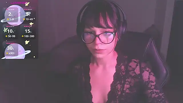 Snapshot of modjo_ chatting on October 19, 4:35 am modjo  online show from October 19, 4:35 am