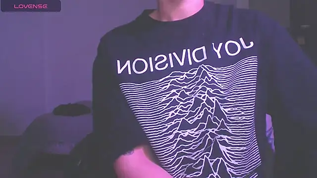 Snapshot of modjo_ chatting on October 24, 7:16 am modjo  online show from October 24, 7:16 am