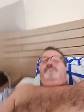 Snapshot of mike9473 chatting on September 16, 7:31 am mike9473 online show from September 16, 7:31 am