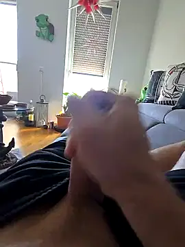 lovebbwgirly online show from March 17, 7:35 am