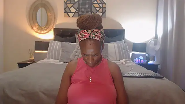 Creamyass22 online show from January 24, 5:32 pm