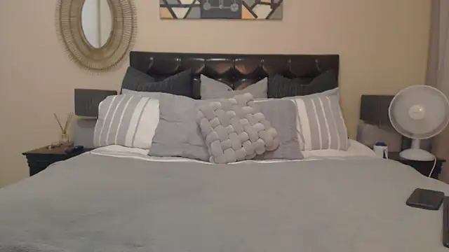 Creamyass22 online show from January 28, 5:03 pm