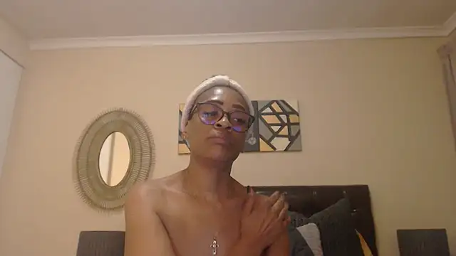 Creamyass22 online show from March 15, 5:37 pm