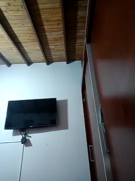 LunaZambrano online show from February 14, 1:41 pm