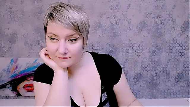 Djullia online show from February 22, 3:25 pm