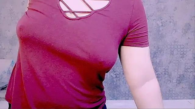 Djullia online show from March 8, 9:17 am