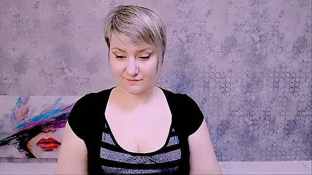 Djullia online show from March 13, 6:05 am