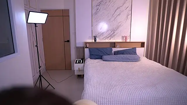Snapshot of Cute_Foxy@xh chatting on April 15, 1:12 am Cute Foxyxh online show from April 15, 1:12 am