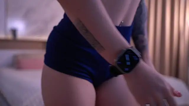 Snapshot of Cute_Foxy@xh chatting on April 28, 3:22 am Cute Foxyxh online show from April 28, 3:22 am