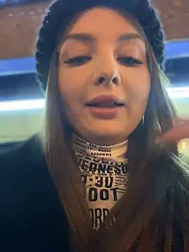 KrisMagnoly online show from January 8, 2:35 pm