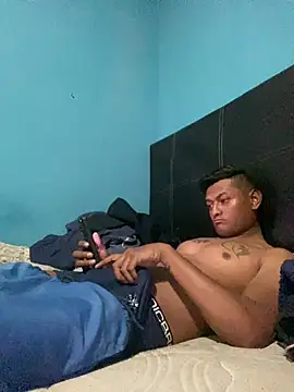 jonaspas02 online show from February 25, 7:40 am